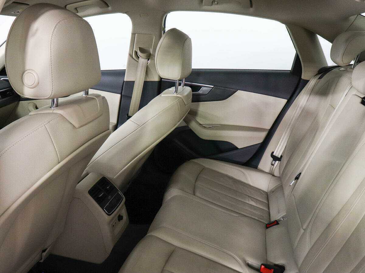 Б/У Ауди А4 2019 года. Фото: #11