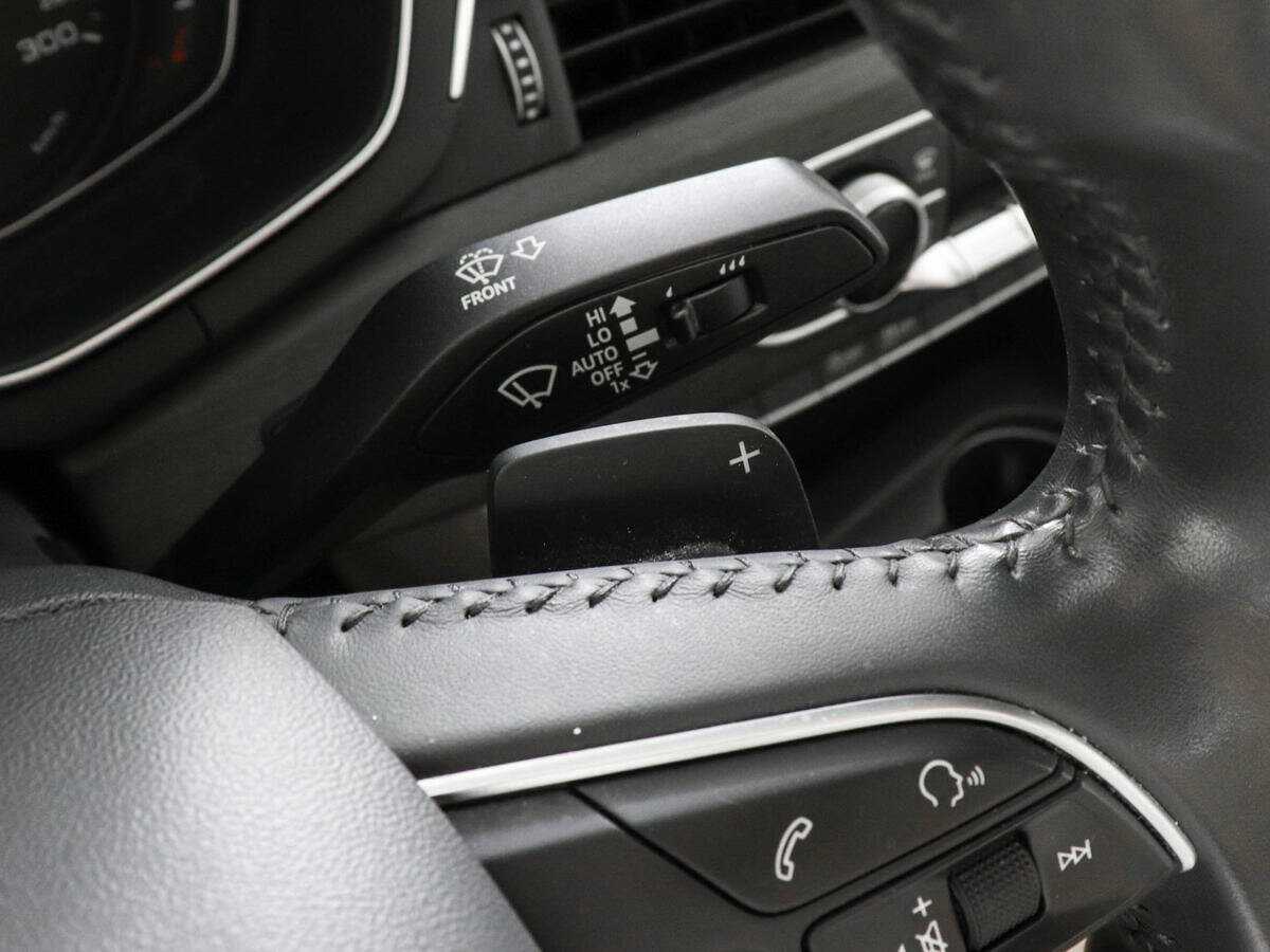 Б/У Ауди А4 2019 года. Фото: #13