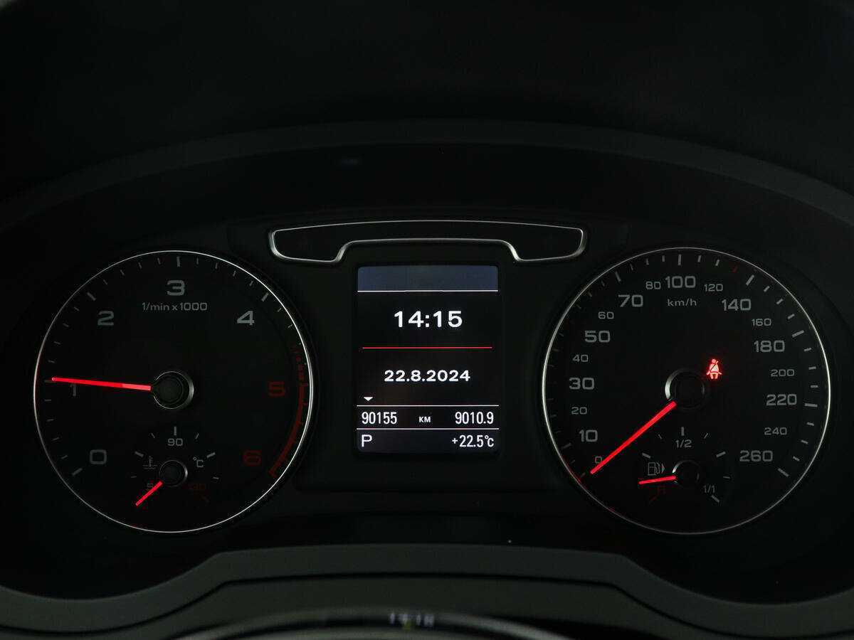 Б/У Ауди К3 2012 года. Фото: #10