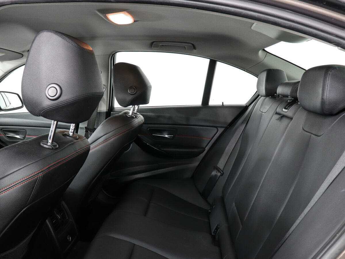 Б/У БМВ 3 серии 2013 года. Фото: #14