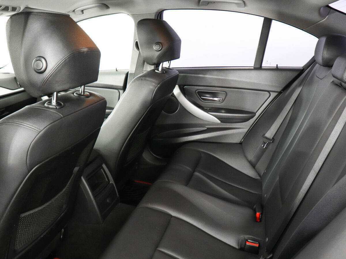 Б/У БМВ 3 серии 2013 года. Фото: #13