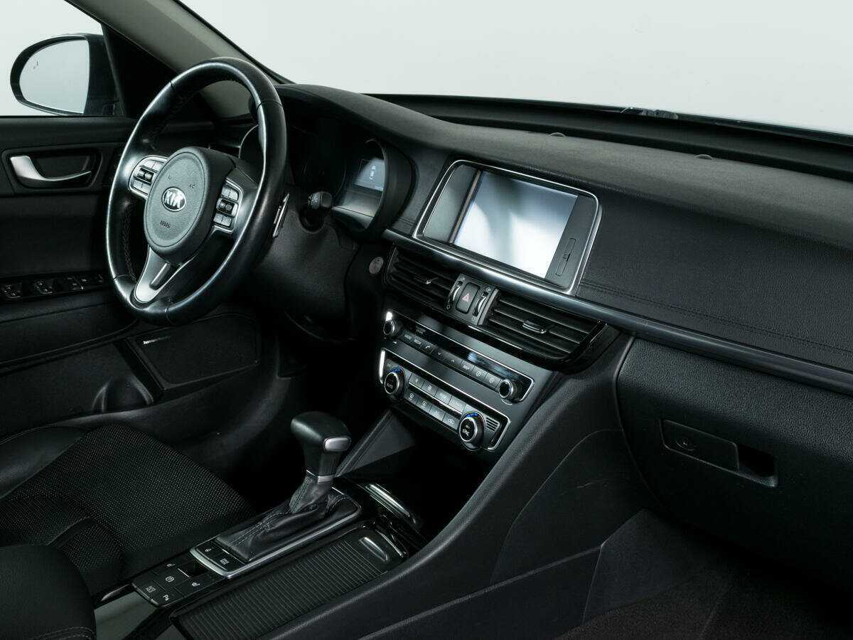 Б/У Киа Оптима 2018 года. Фото: #9