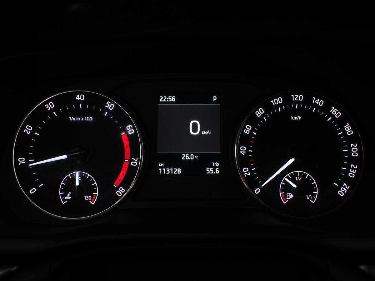 Б/У Шкода Октавия 2021 года. Фото: #11