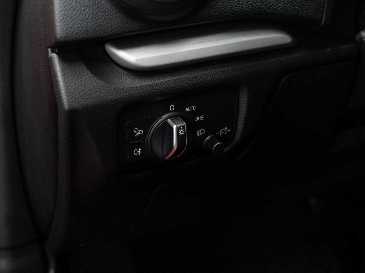 Б/У Ауди А3 2020 года. Фото: #16