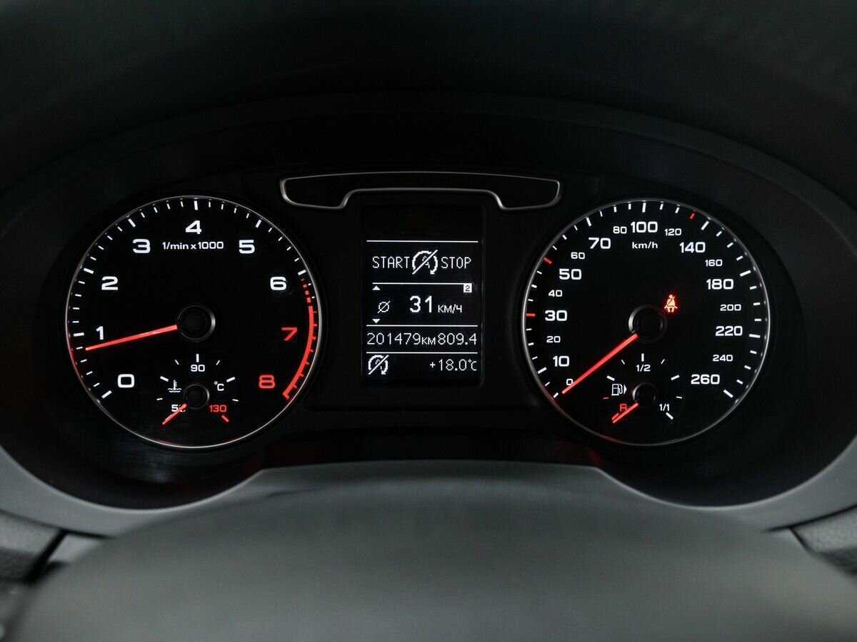 Б/У Ауди К3 2014 года. Фото: #21