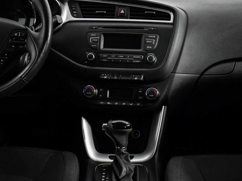 Б/У Киа Сид 2018 года. Фото: #11