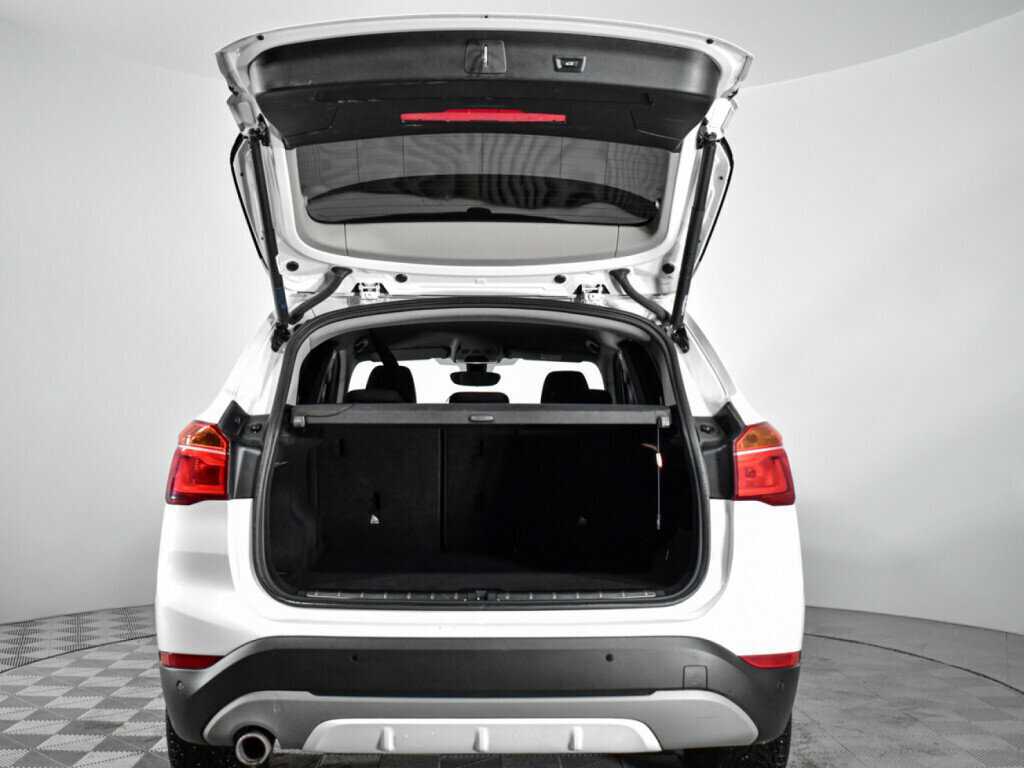 Б/У БМВ Икс1 2017 года. Фото: #16