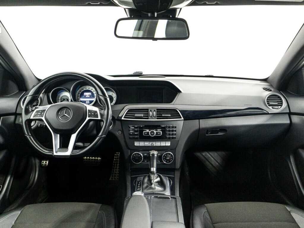 Б/У Мерседес-Бенц Ц-Класс 2013 года. Фото: #12