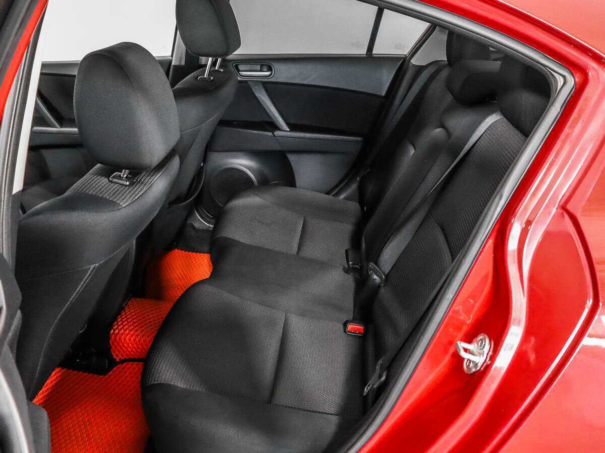 Б/У Мазда 3 2012 года. Фото: #9