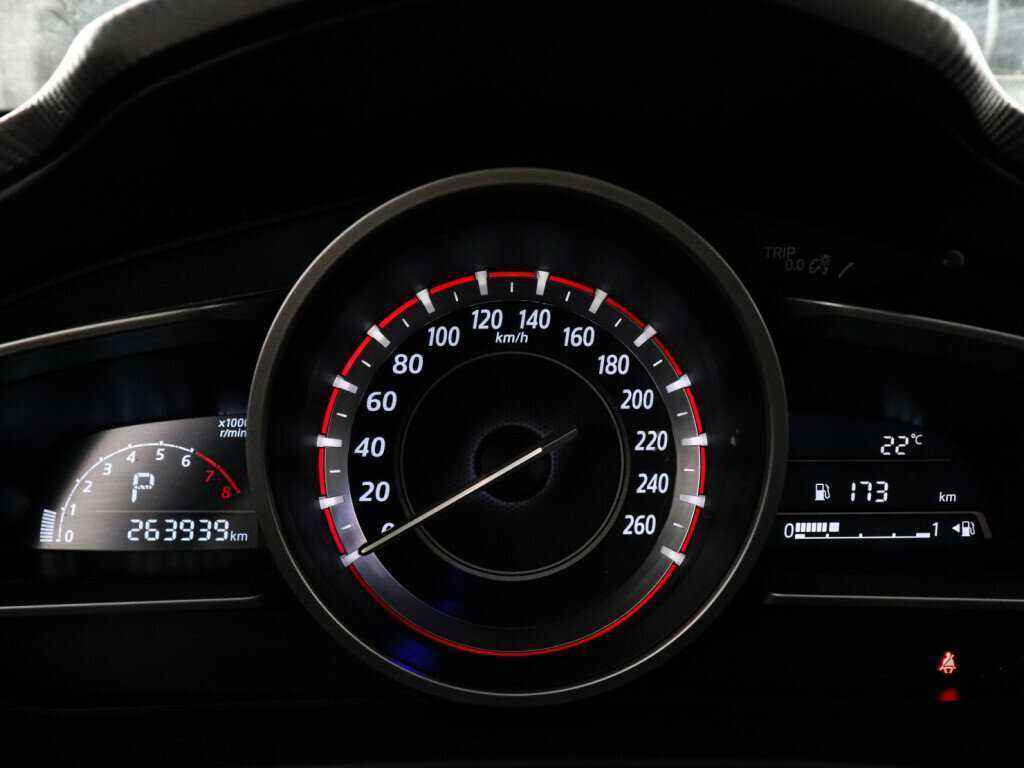 Б/У Мазда 3 2014 года. Фото: #6