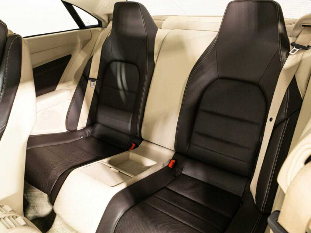 Б/У Мерседес-Бенц Е-Класс 2014 года. Фото: #9