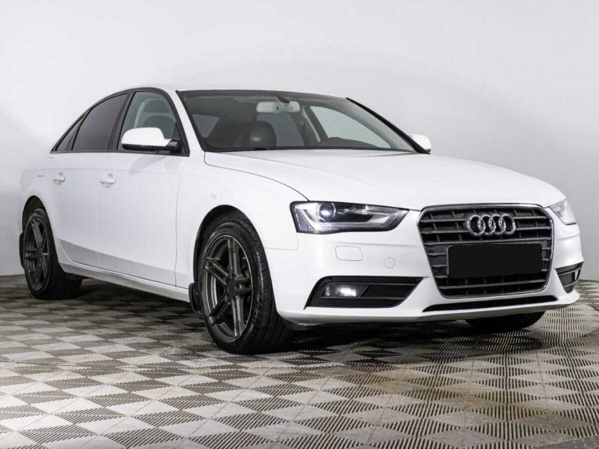 Б/У Ауди А4 2015 года. Фото: #2