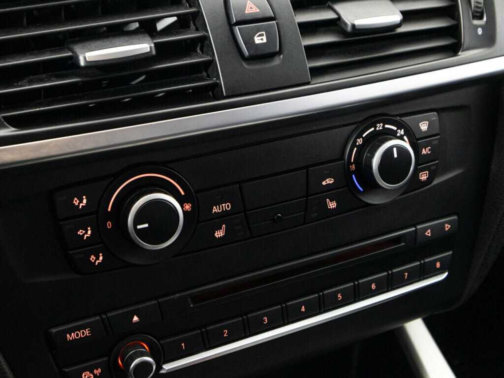 Б/У БМВ Икс3 2013 года. Фото: #15