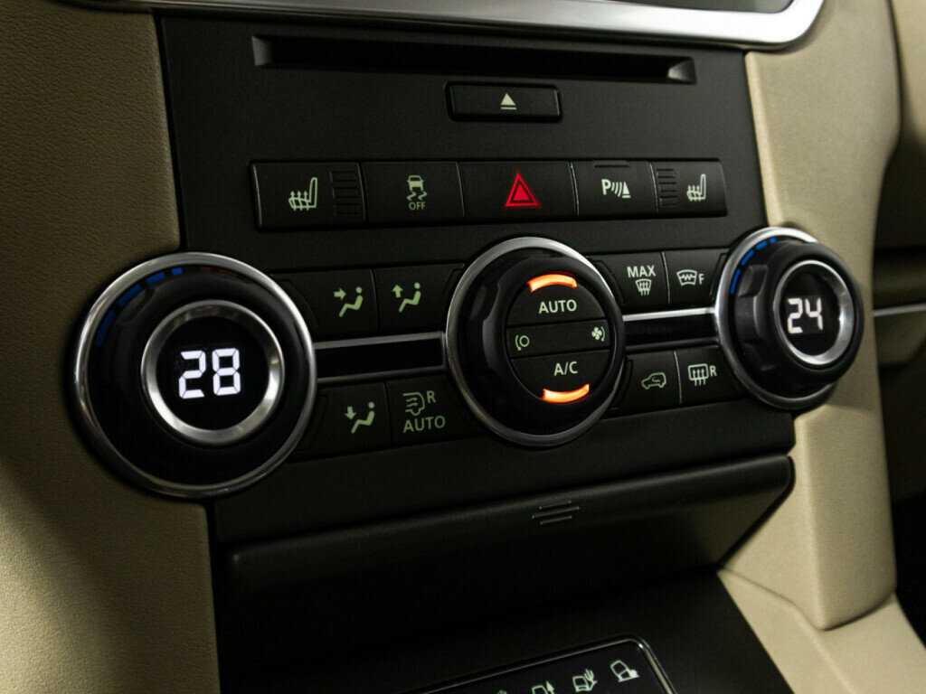 Б/У Лэнд Ровер Дискавери 2013 года. Фото: #23