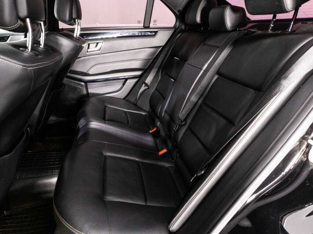 Б/У Мерседес-Бенц Е-Класс 2014 года. Фото: #9