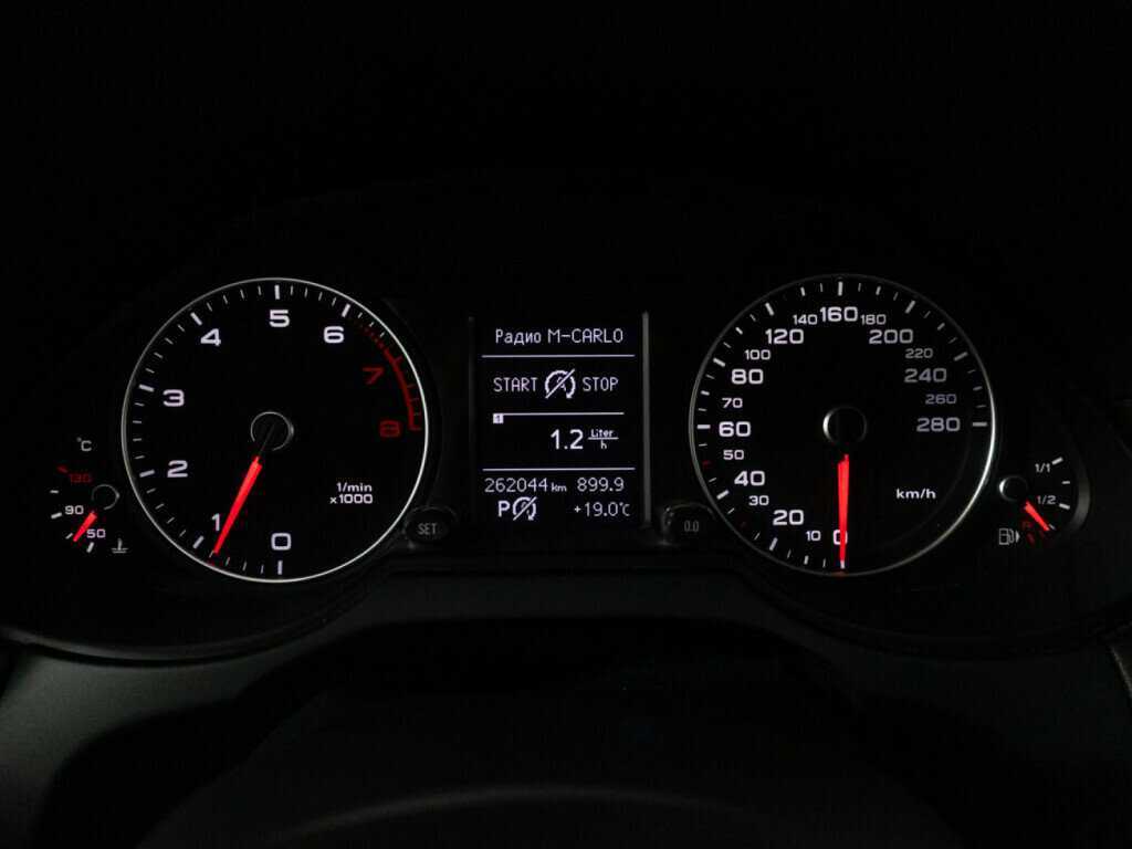 Б/У Ауди К5 2012 года. Фото: #11