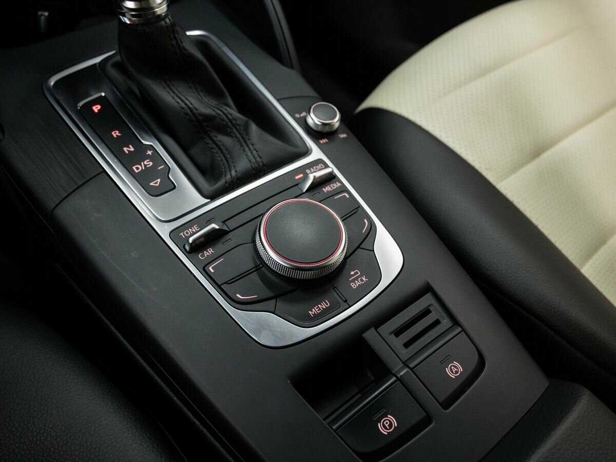 Б/У Ауди А3 2013 года. Фото: #19