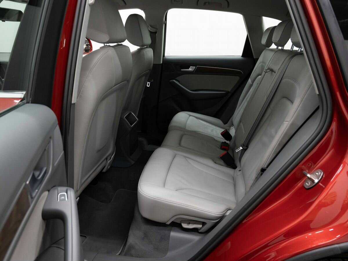 Б/У Ауди К5 2013 года. Фото: #8