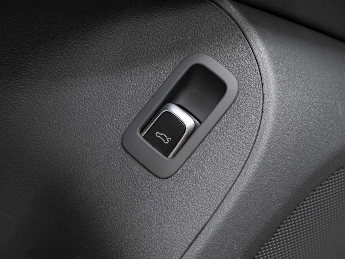 Б/У Ауди К5 2013 года. Фото: #19