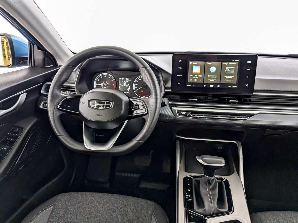 Б/У Джили Эмгранд 2023 года. Фото: #22