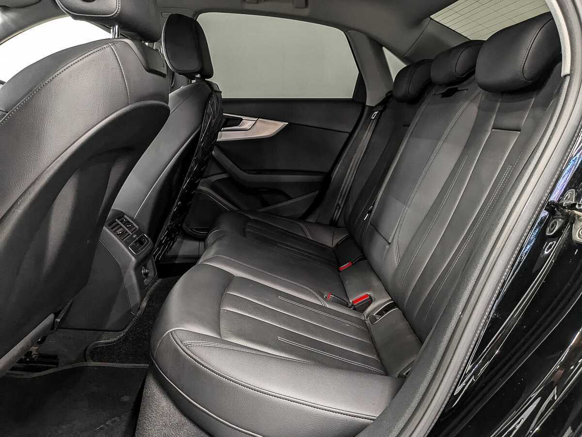 Б/У Ауди А4 2018 года. Фото: #16