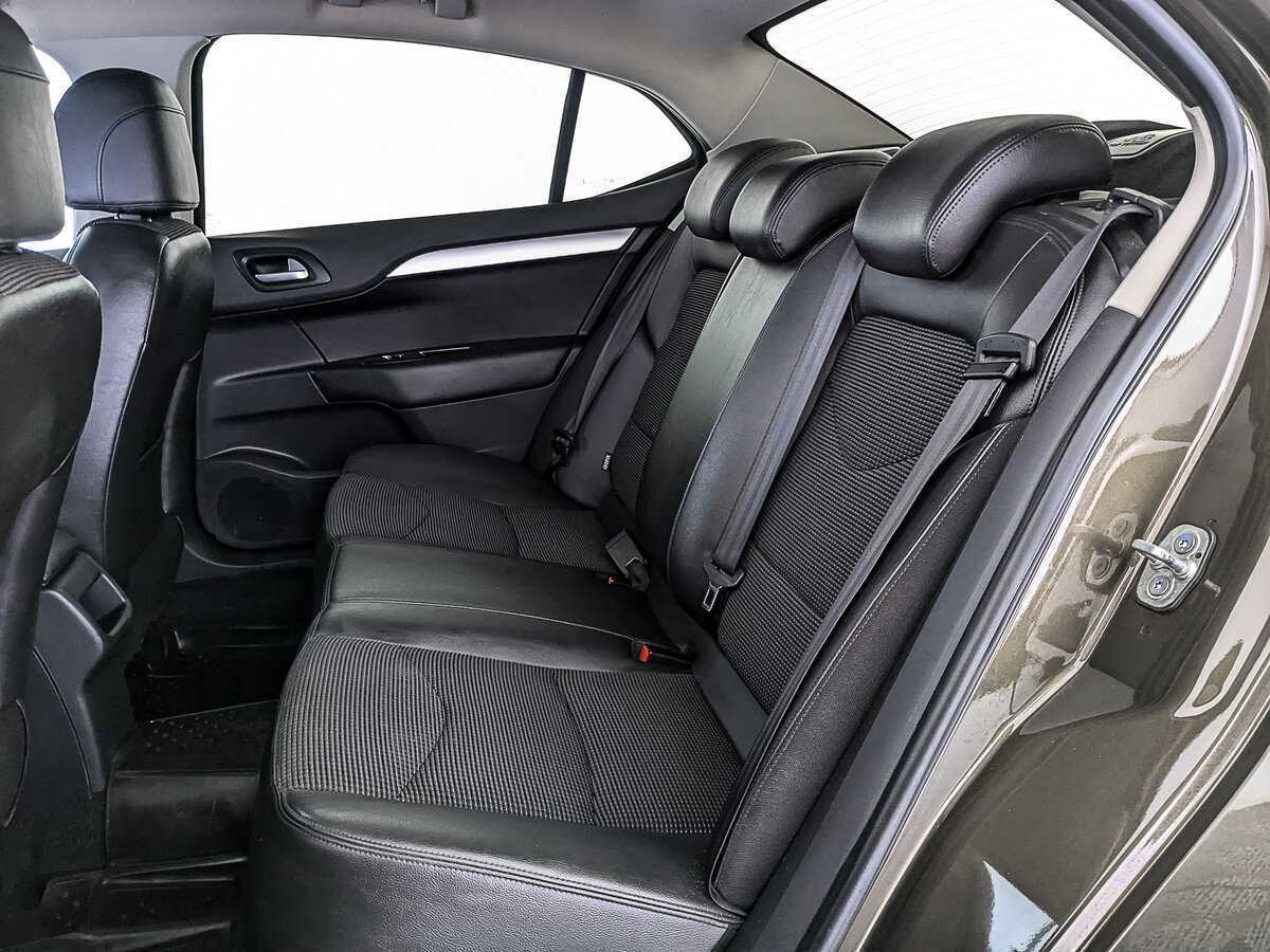 Б/У Ситроен Ц4 2018 года. Фото: #17