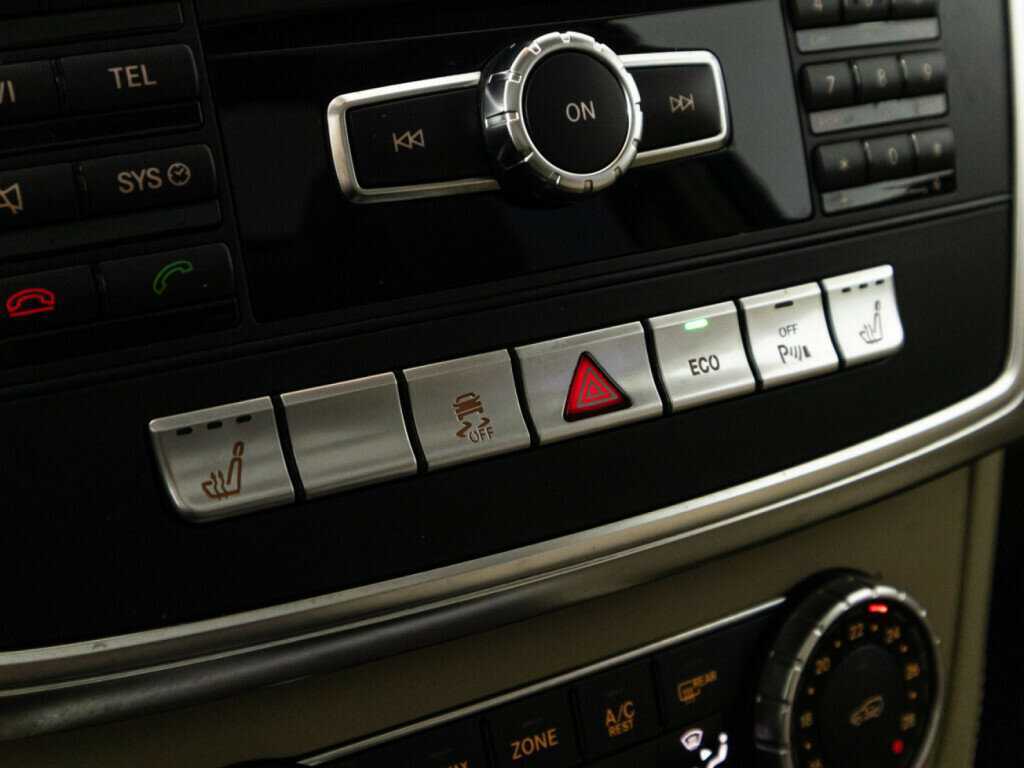 Б/У Мерседес-Бенц М-Класс 2015 года. Фото: #16