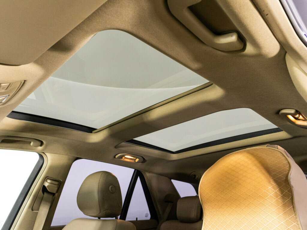 Б/У Мерседес-Бенц М-Класс 2015 года. Фото: #17