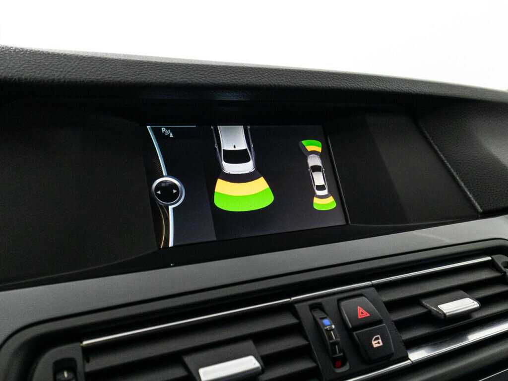 Б/У БМВ 5 серии 2013 года. Фото: #17