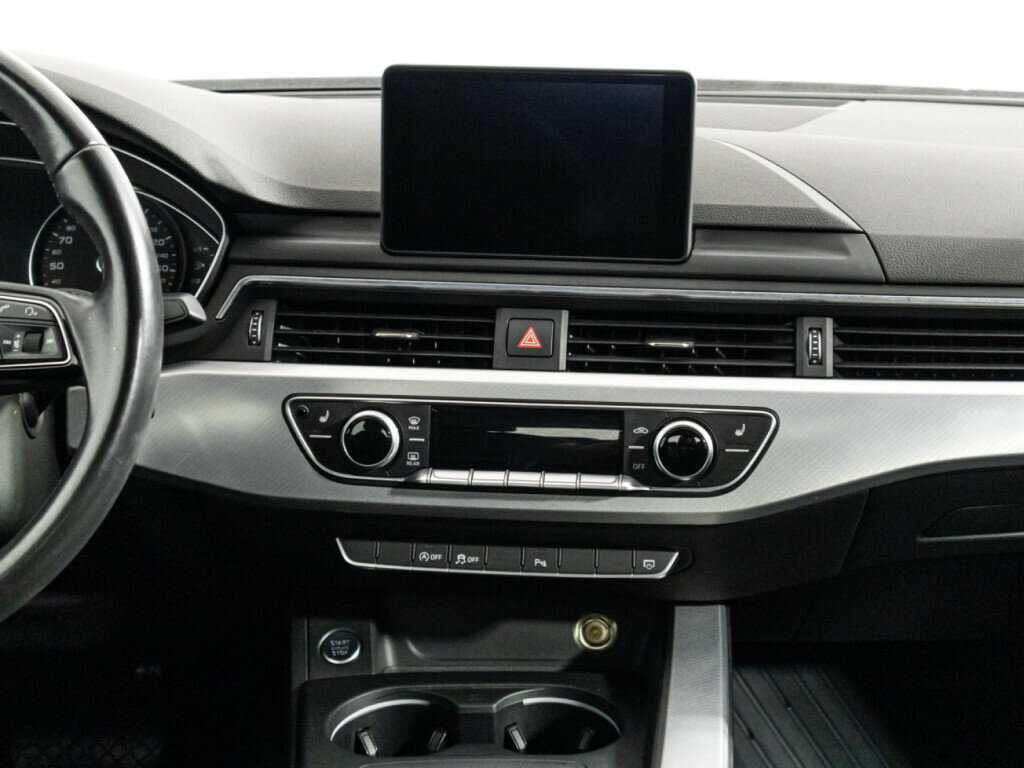 Б/У Ауди А4 2015 года. Фото: #13