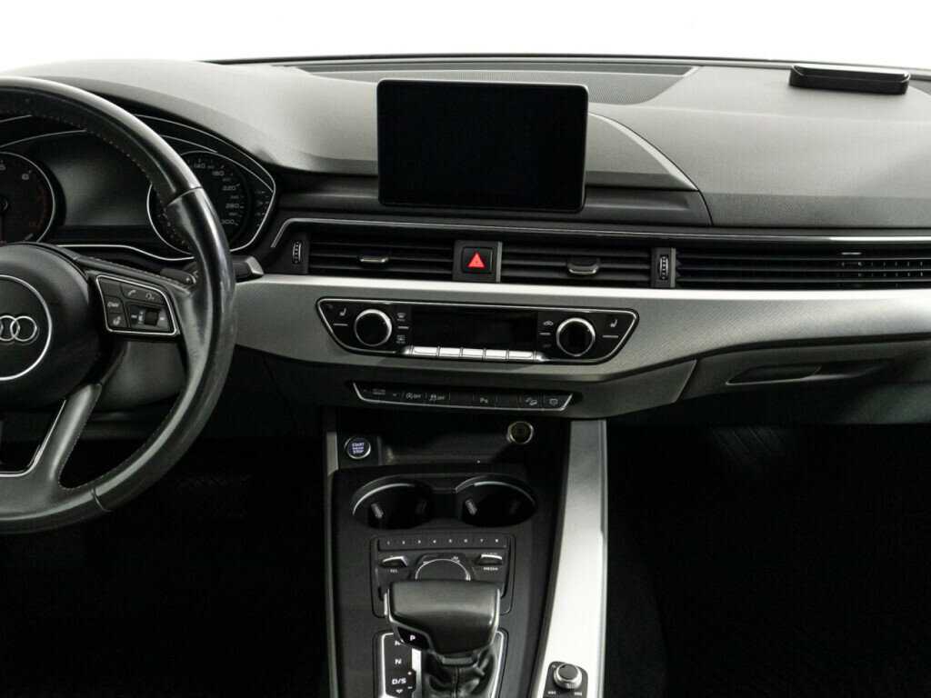 Б/У Ауди А4 2015 года. Фото: #13