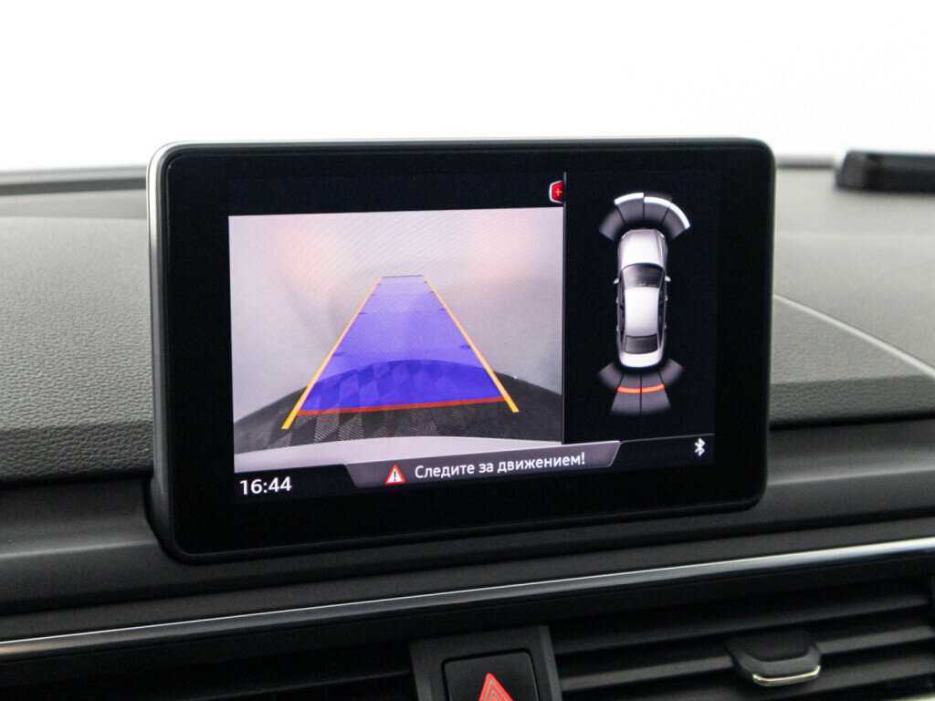 Б/У Ауди А4 2015 года. Фото: #14