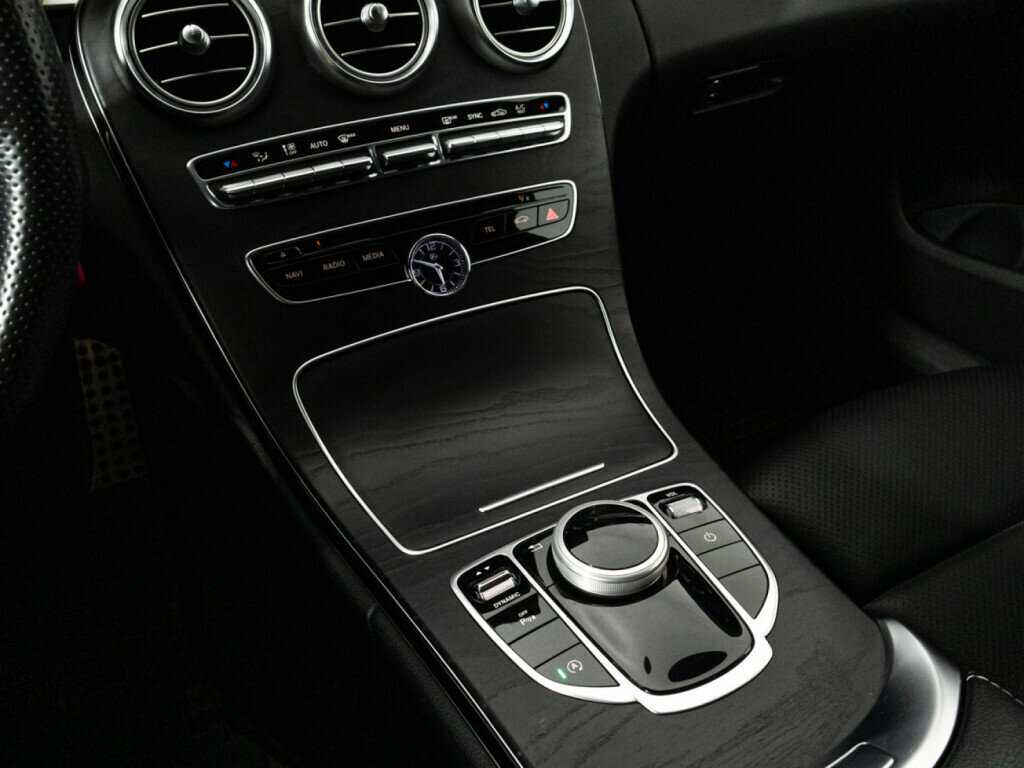 Б/У Мерседес-Бенц Ц-Класс 2016 года. Фото: #14