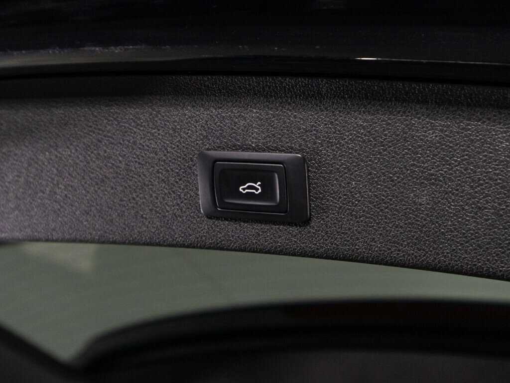 Б/У Ауди К5 2013 года. Фото: #14