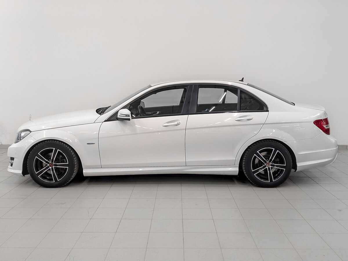 Б/У Мерседес-Бенц Ц-Класс 2012 года. Фото: #7