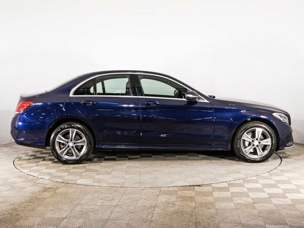 Б/У Мерседес-Бенц Ц-Класс 2015 года. Фото: #3