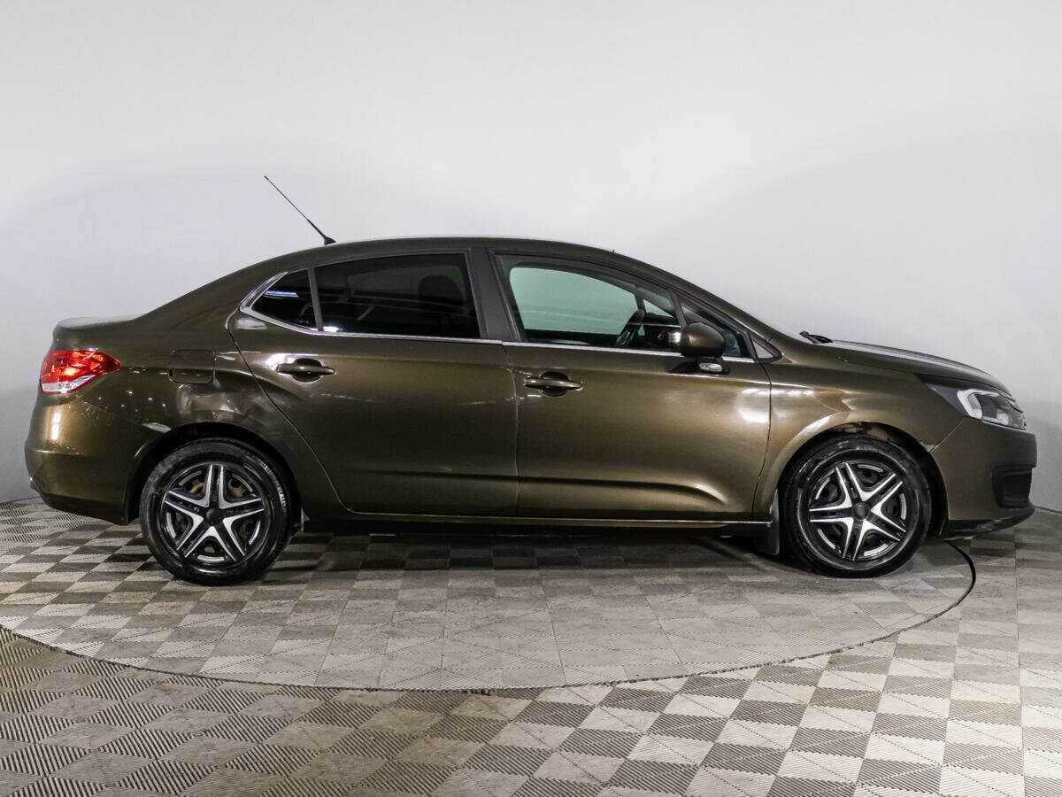 Б/У Ситроен Ц4 2016 года. Фото: #3