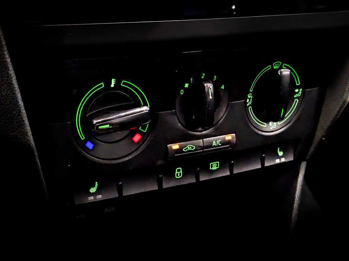 Б/У Шкода Рапид 2017 года. Фото: #24