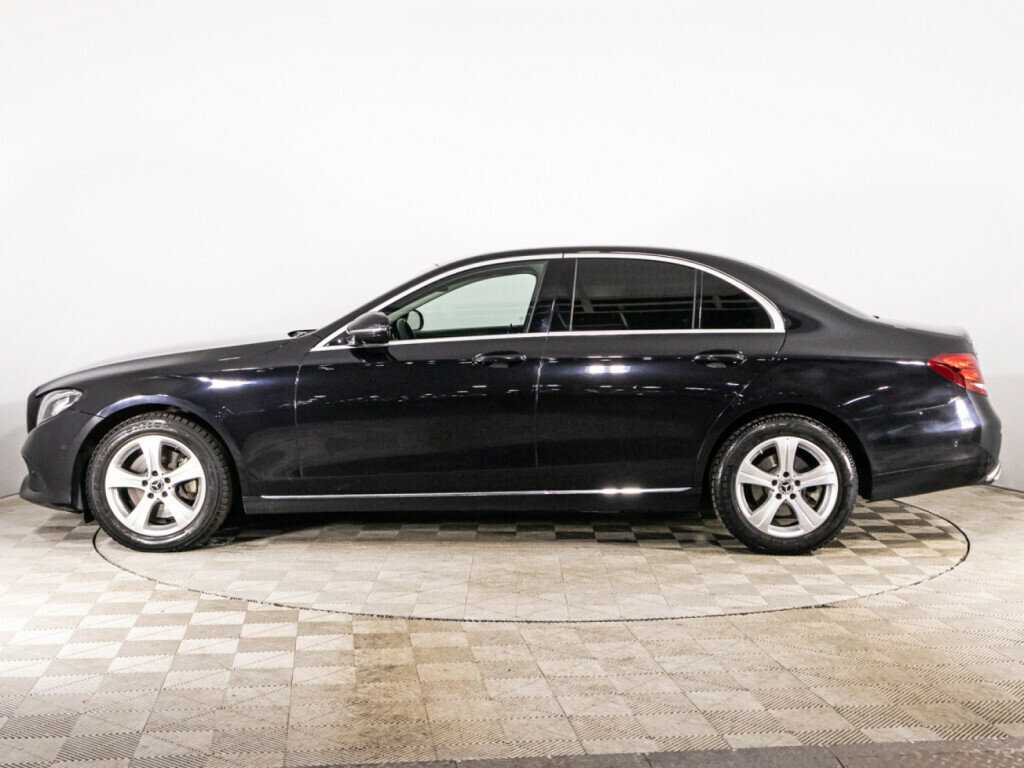 Б/У Мерседес-Бенц Е-Класс 2017 года. Фото: #7