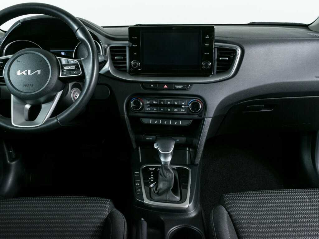 Б/У Киа Сид 2022 года. Фото: #8