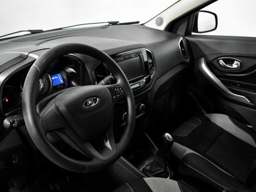 Б/У Лада (ВАЗ) ИКСРЭЙ 2017 года. Фото: #8