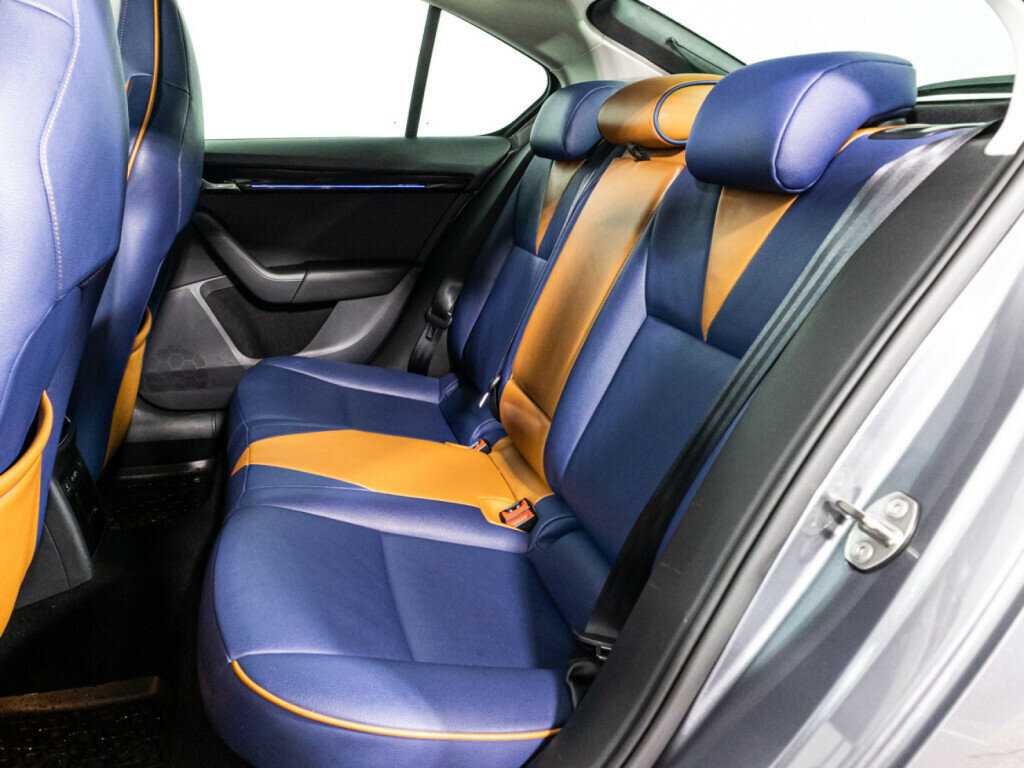 Б/У Шкода Октавия 2019 года. Фото: #9