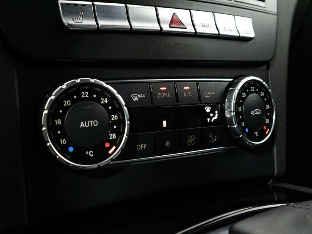 Б/У Мерседес-Бенц Ц-Класс 2013 года. Фото: #16