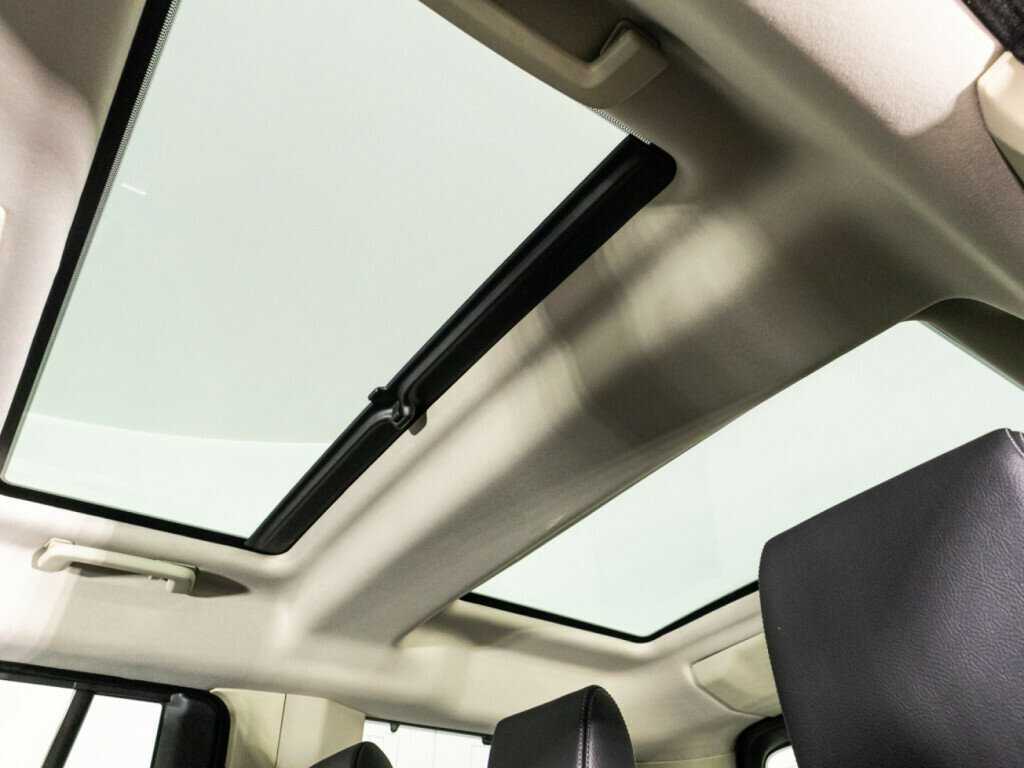 Б/У Лэнд Ровер Дискавери 2016 года. Фото: #24