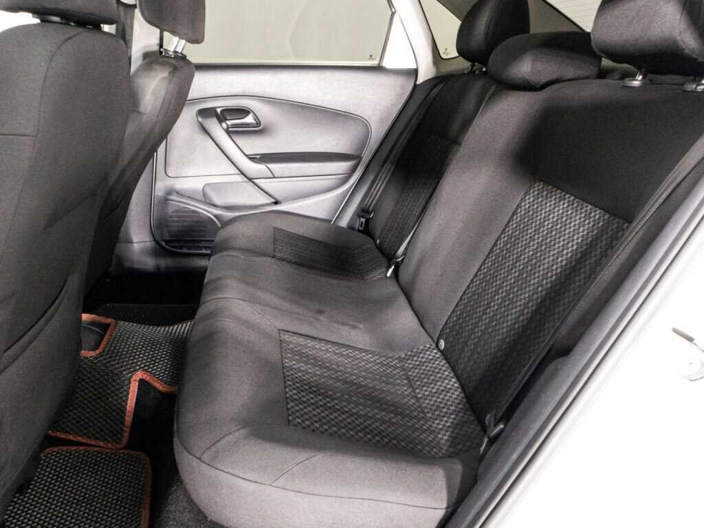 Б/У Фольксваген Поло 2016 года. Фото: #9