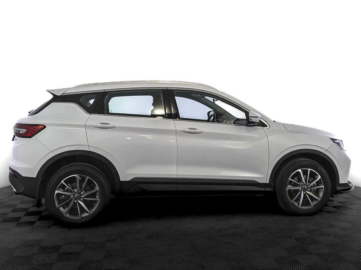 Б/У Джили Кулрэй 2023 года. Фото: #3