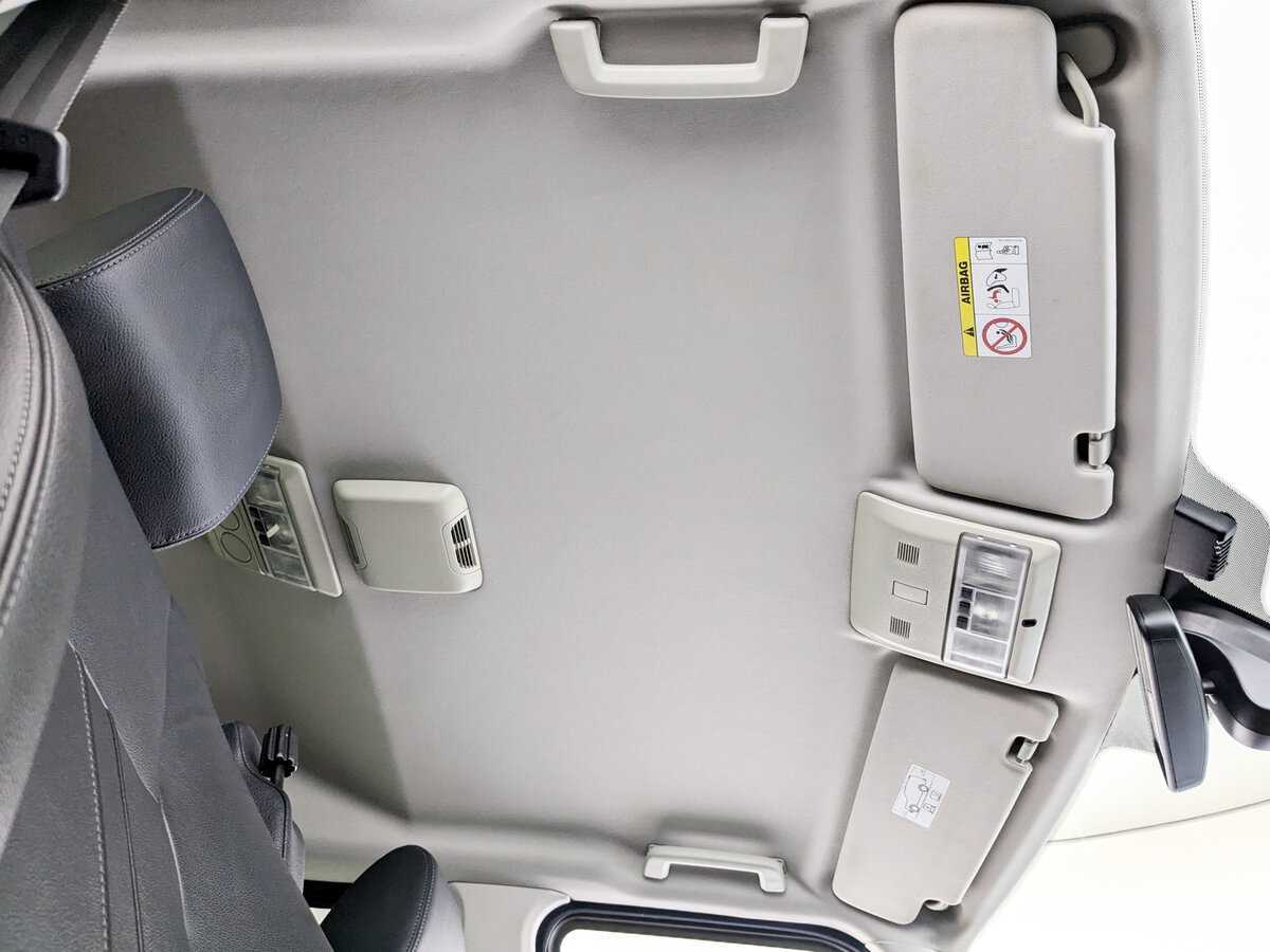 Б/У Лэнд Ровер Дискавери 2014 года. Фото: #22