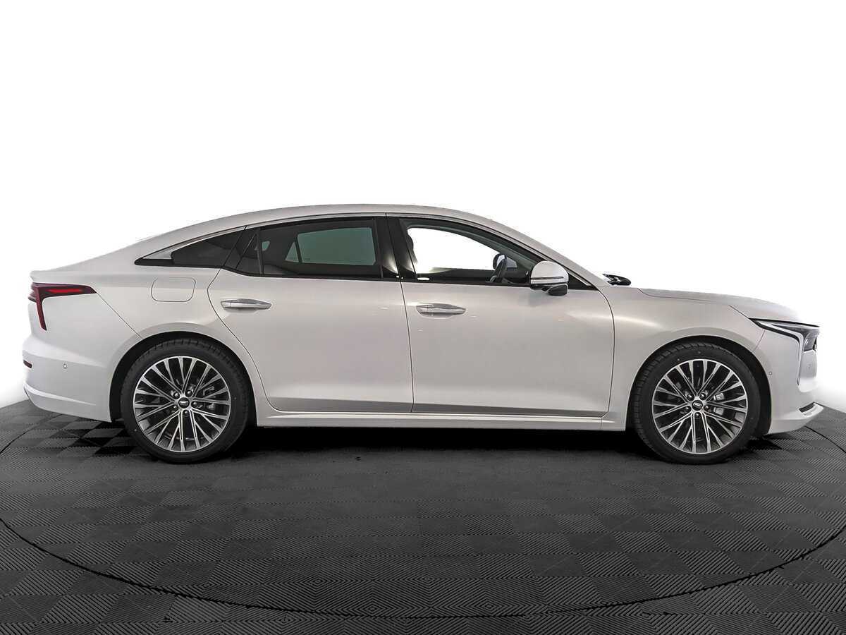 Б/У ФАВ Бестюн Б70 2023 года. Фото: #3