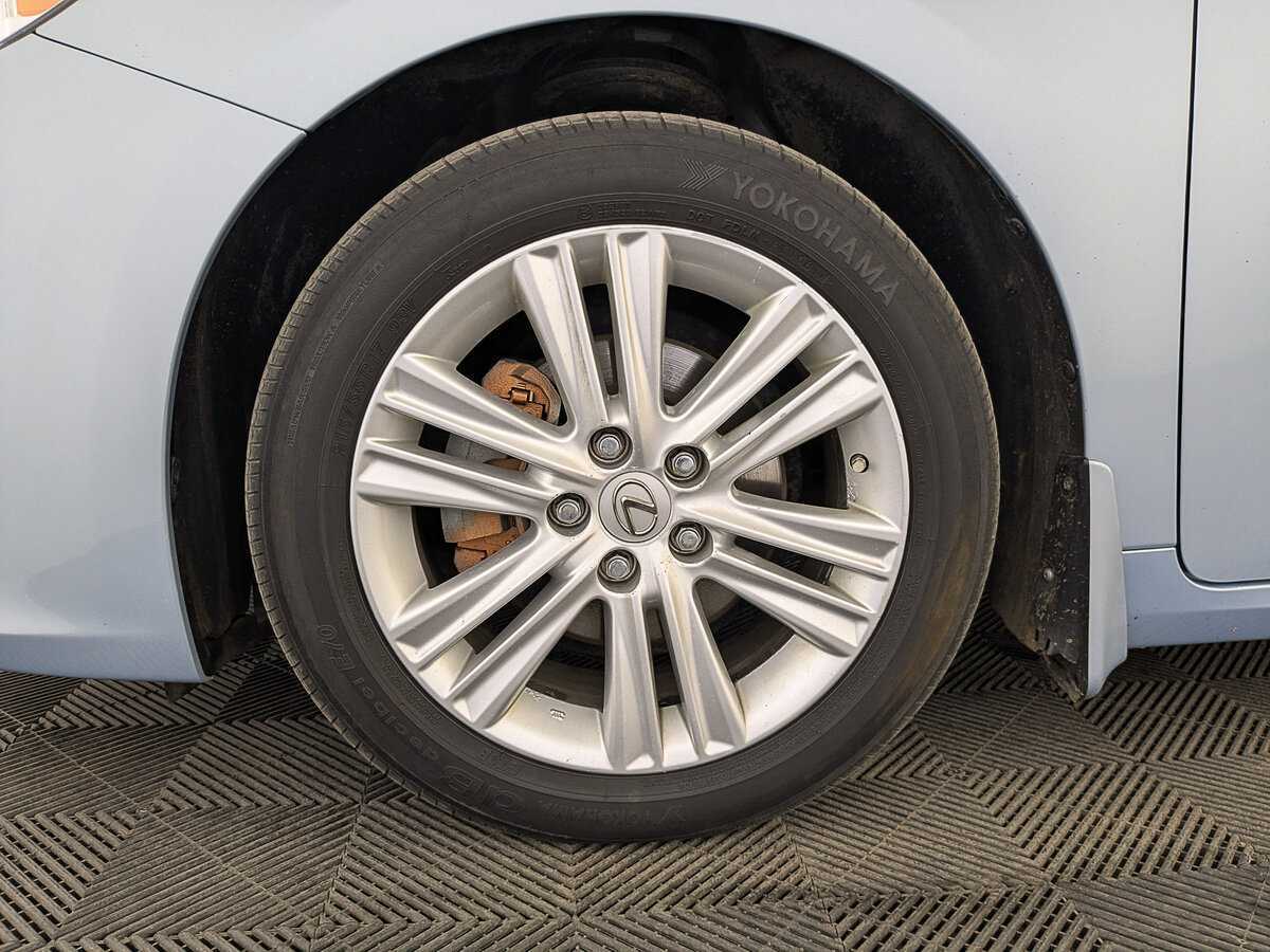 Б/У Лексус ЕС 2014 года. Фото: #11