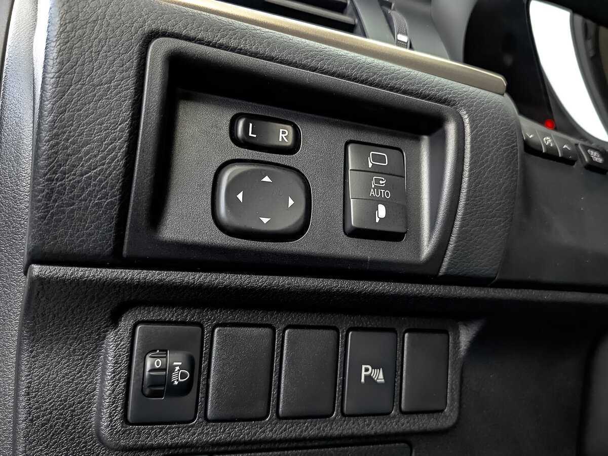 Б/У Лексус ЕС 2014 года. Фото: #28